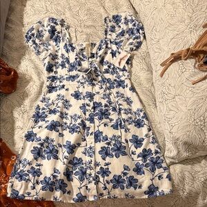 Jessica Simpson Blue and White Floral Dress